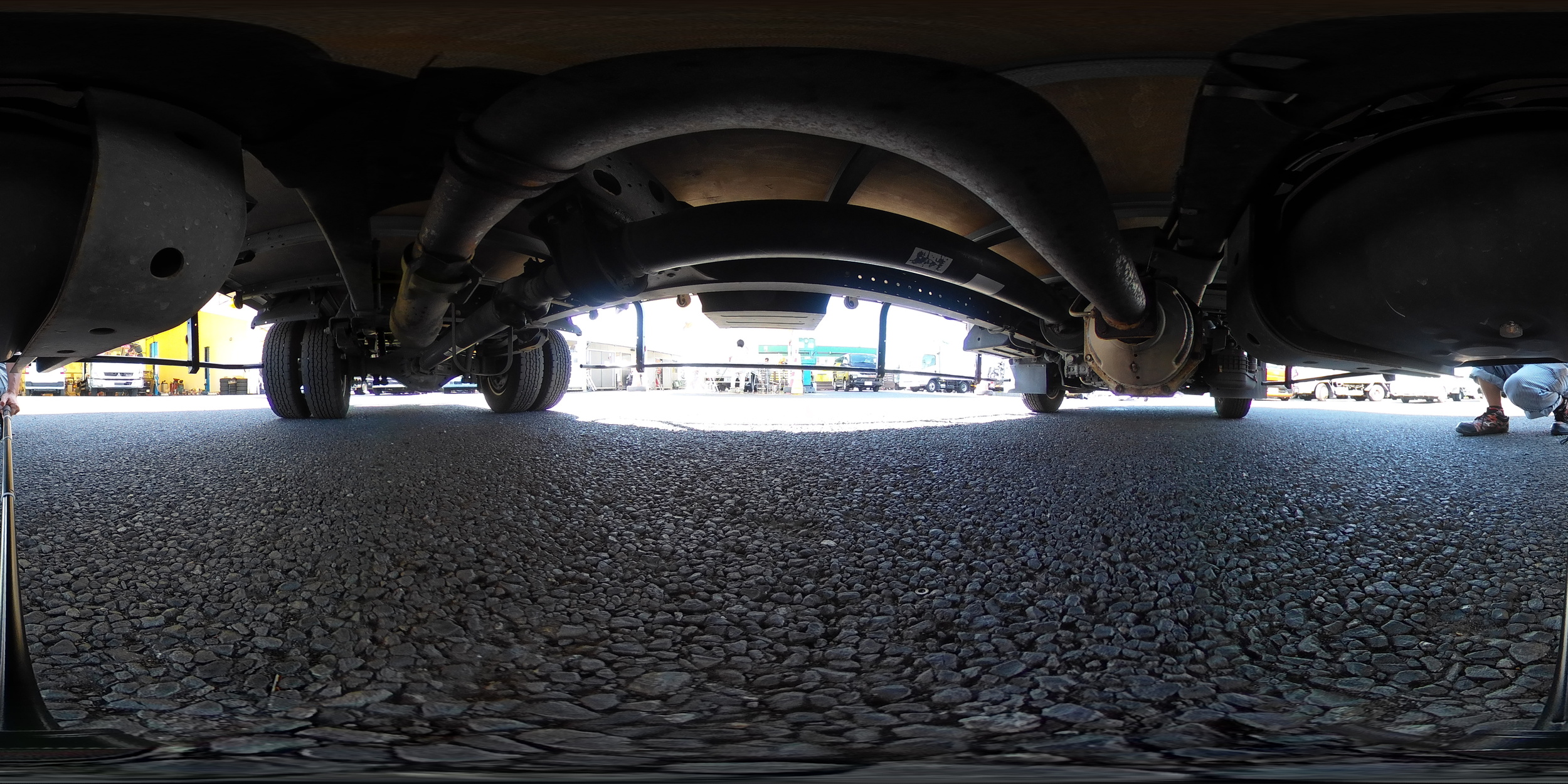 エルフ　「ワイド超ロング」　パネルバン　積載２０００ｋｇ　バックカメラ　ＥＴＣ　左電格ミラー　９０度ストッパー　フォグランプ　日本フルハーフ製　ＡＴ車！2