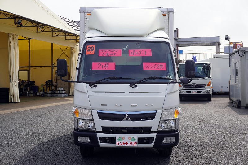 キャンター　１０尺　アルミバン　積載２０００ｋｇ　跳ね上げ式　垂直パワーゲート　ラッシング２段　荷台ステンレス張り　導風板　換気扇　バックカメラ　ＥＴＣ　フォグランプ　５速ＭＴ！1