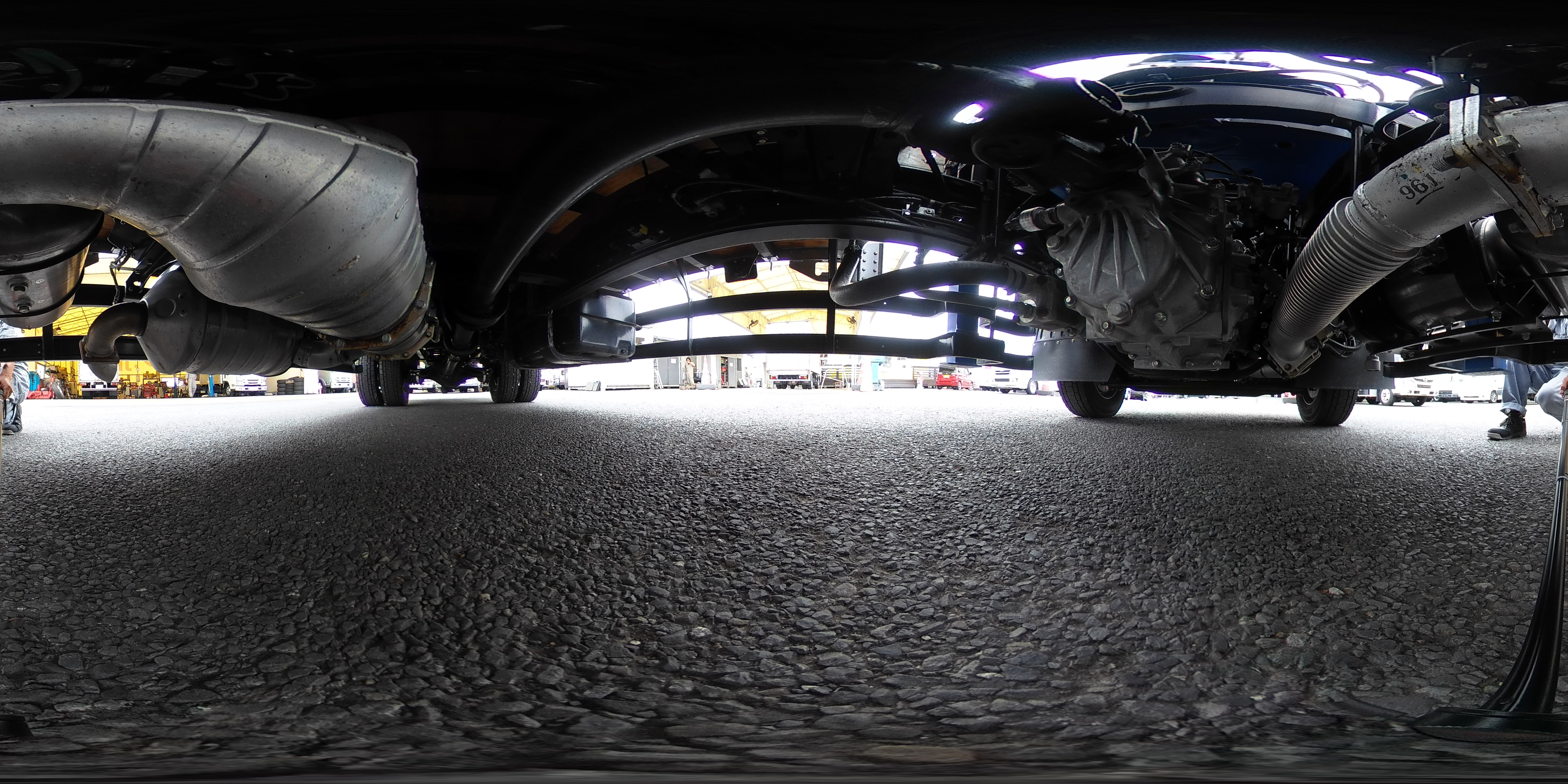 （未使用）　ファイター　増トン　「ワイド　ベッド付き」　５段クレーン　積載７２００ｋｇ　タダノ製　６ｍ長　アルミブロック　ラジコン　フックイン　２．９３ｔ吊　角足　差し違いアウトリガー　ＥＴＣ２．０　坂道発進補助　オートエアコン　リーフサス　メッキパーツ多数！６速ＭＴ！1