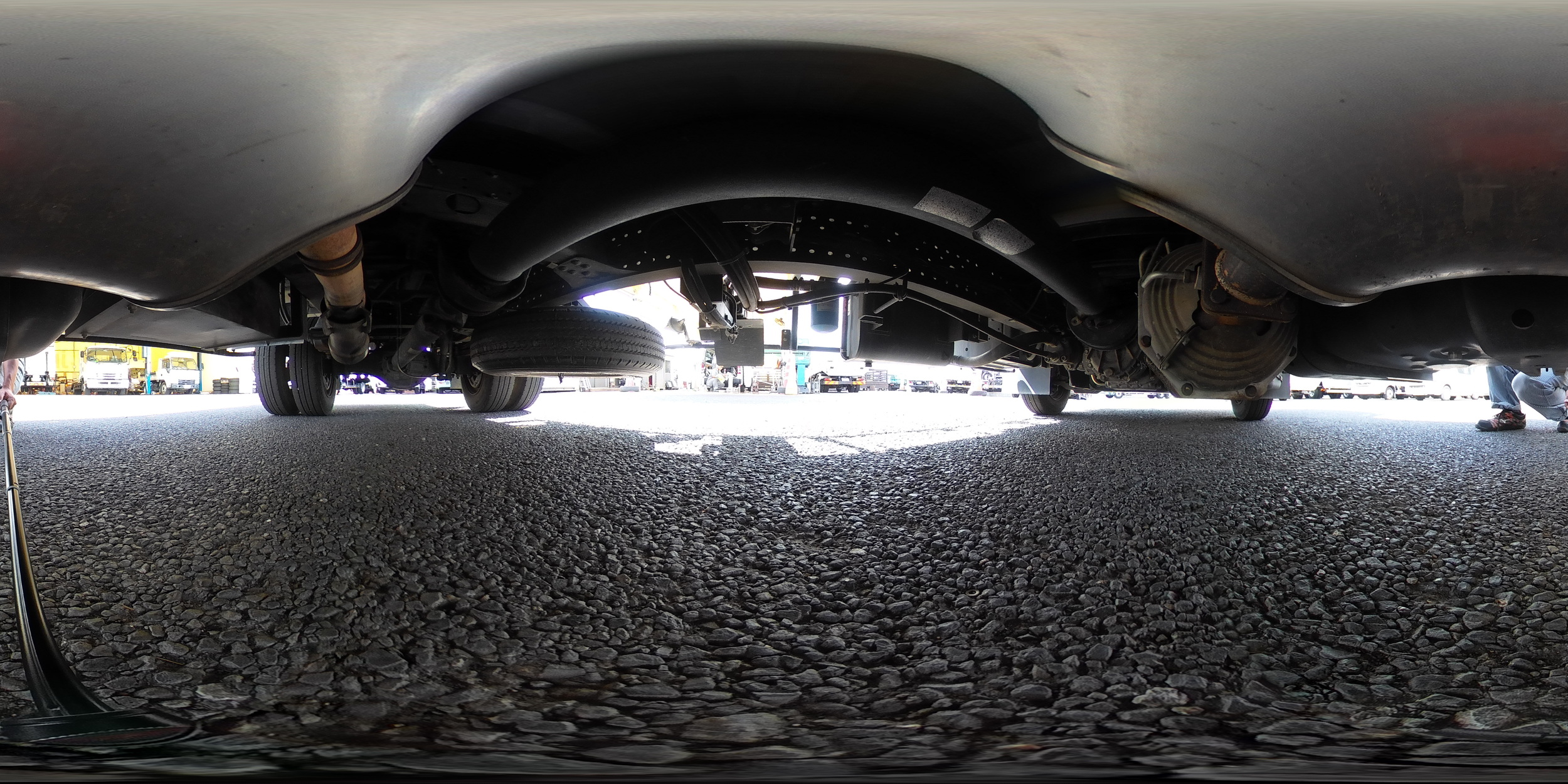 エルフ　「ワイド超ロング」　セーフティーローダー　一般用　花見台製　積載３３５０ｋｇ　ウインチ　ラジコン　五方開　アルミブロック　荷台板張り　床フック　ロープ穴　左電格ミラー　フォグランプ　ＡＴ車！0