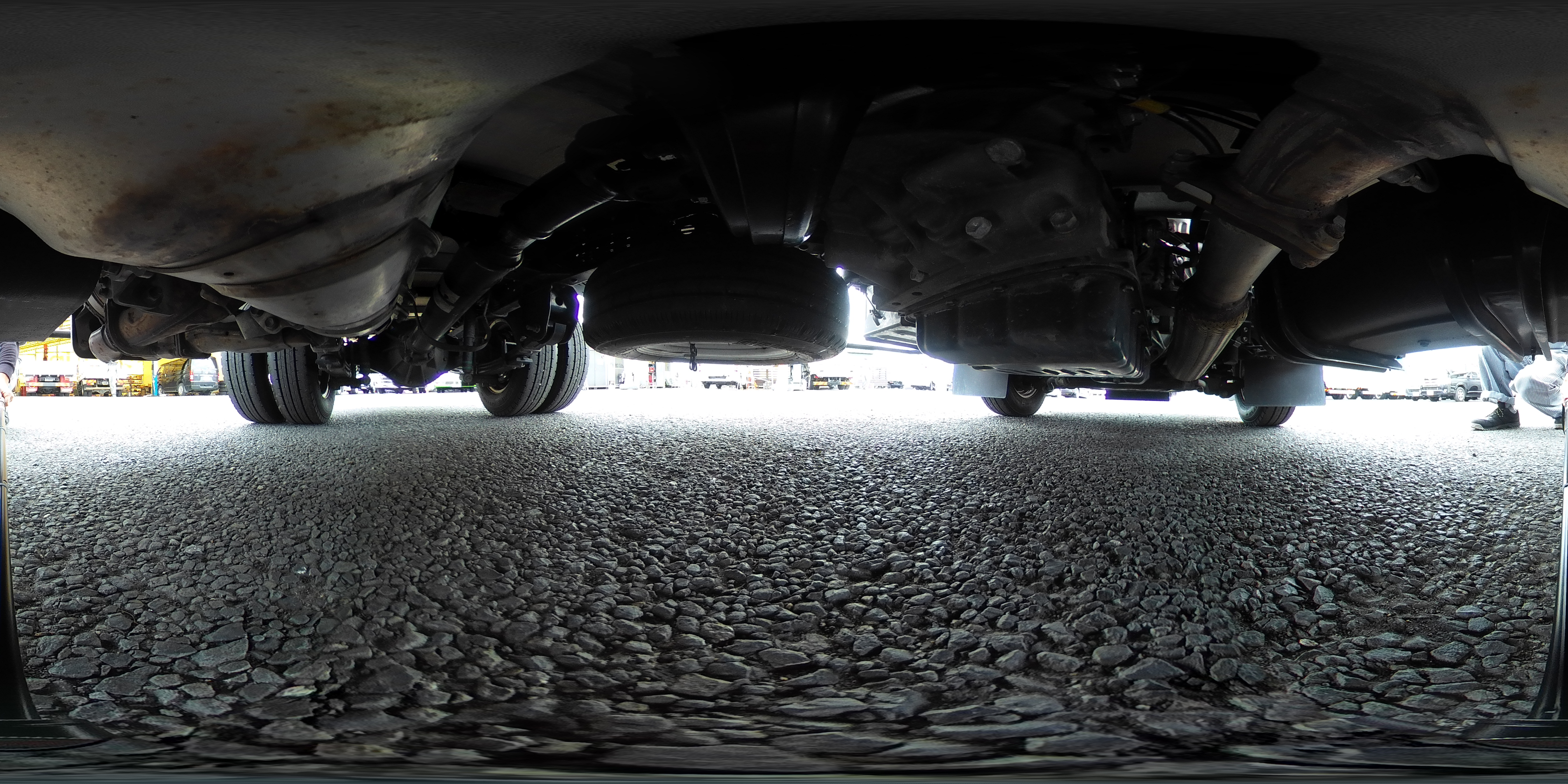 デュトロ　１０尺　アルミバン　積載２０００ｋｇ　ラッシング２段　バックカメラ　社外ナビ　ＥＴＣ２．０　ＬＥＤヘッドライト　電動パーキングブレーキ　クリアランスソナー　９０度ストッパー　全高２．８ｍ以下　パブコ製　ＡＴ車！0