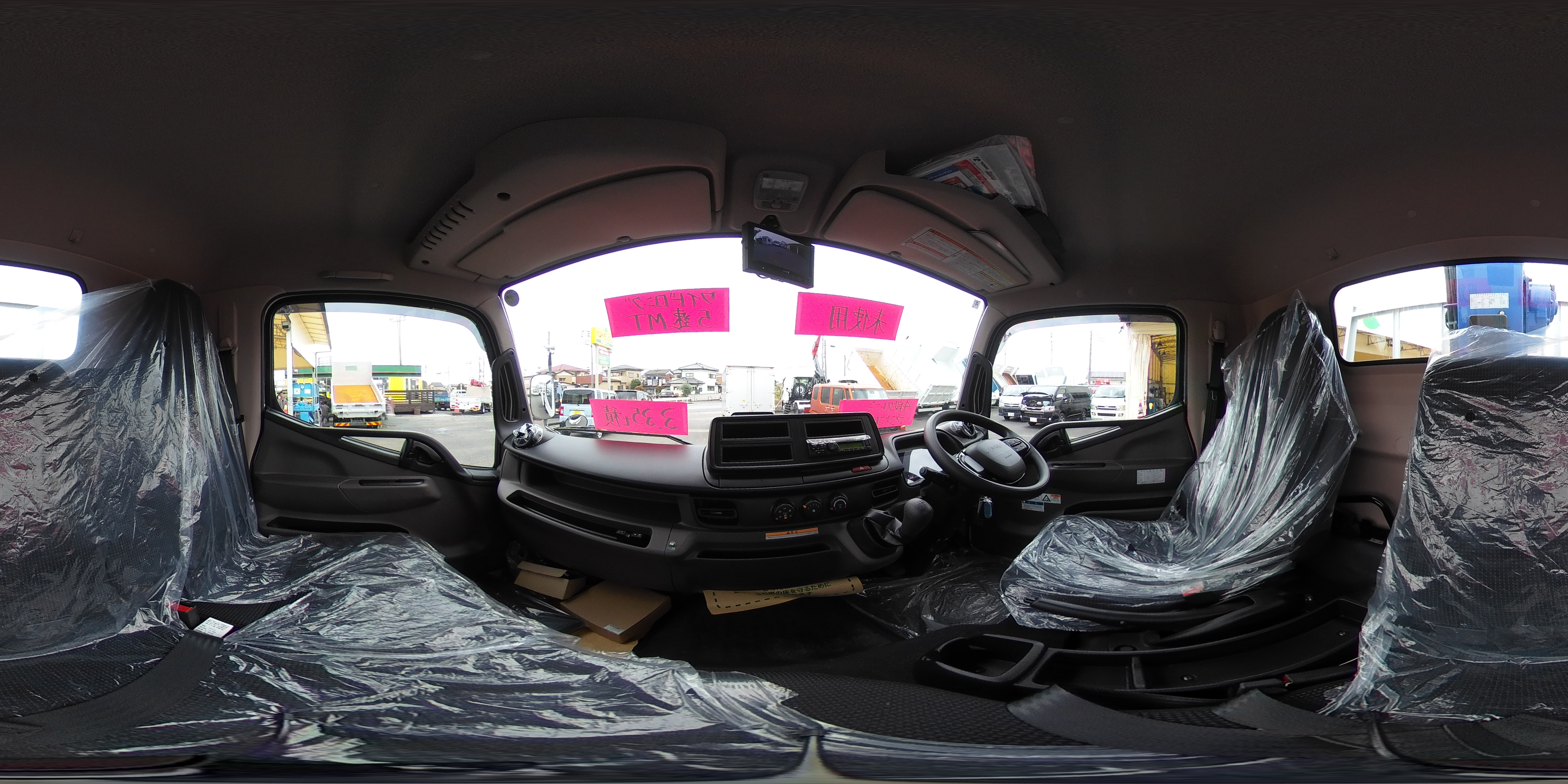 （未使用）　キャンター　「ワイドロング」　４段クレーン　積載３３５０ｋｇ　タダノ製　ラジコン　フックイン　２．９３ｔ吊　バックカメラ　ＥＴＣ　坂道発進補助　左電格ミラー　ＬＥＤヘッドライト＆フォグランプ　スマートキー　衝突軽減ブレーキ　車線逸脱警報　５速ＭＴ！　車検「Ｒ９年４月まで！」1