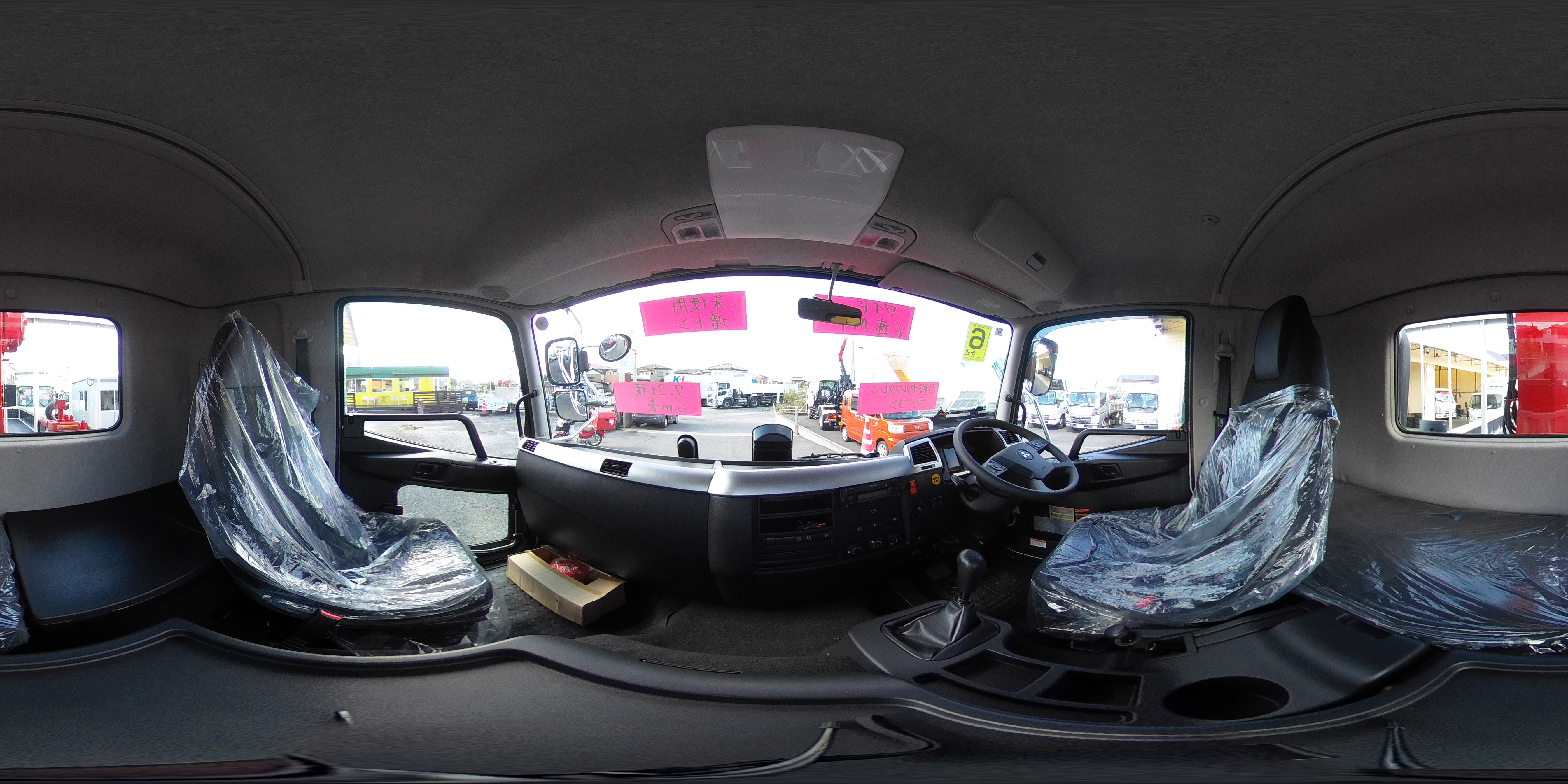 （未使用）　ファイター　増トン　「ワイド　ベッド付き」　５段セルフクレーン　積載７２００ｋｇ　古河ユニック製　ハイジャッキ　アユミ板掛け　６ｍ長　フックイン　ラジコン　２．９３ｔ吊　ＥＴＣ２．０　坂道発進補助　メッキパーツ　衝突軽減ブレーキ　車線逸脱警報　回送仕様！６速ＭＴ！　車検「Ｒ８年８月まで！」0