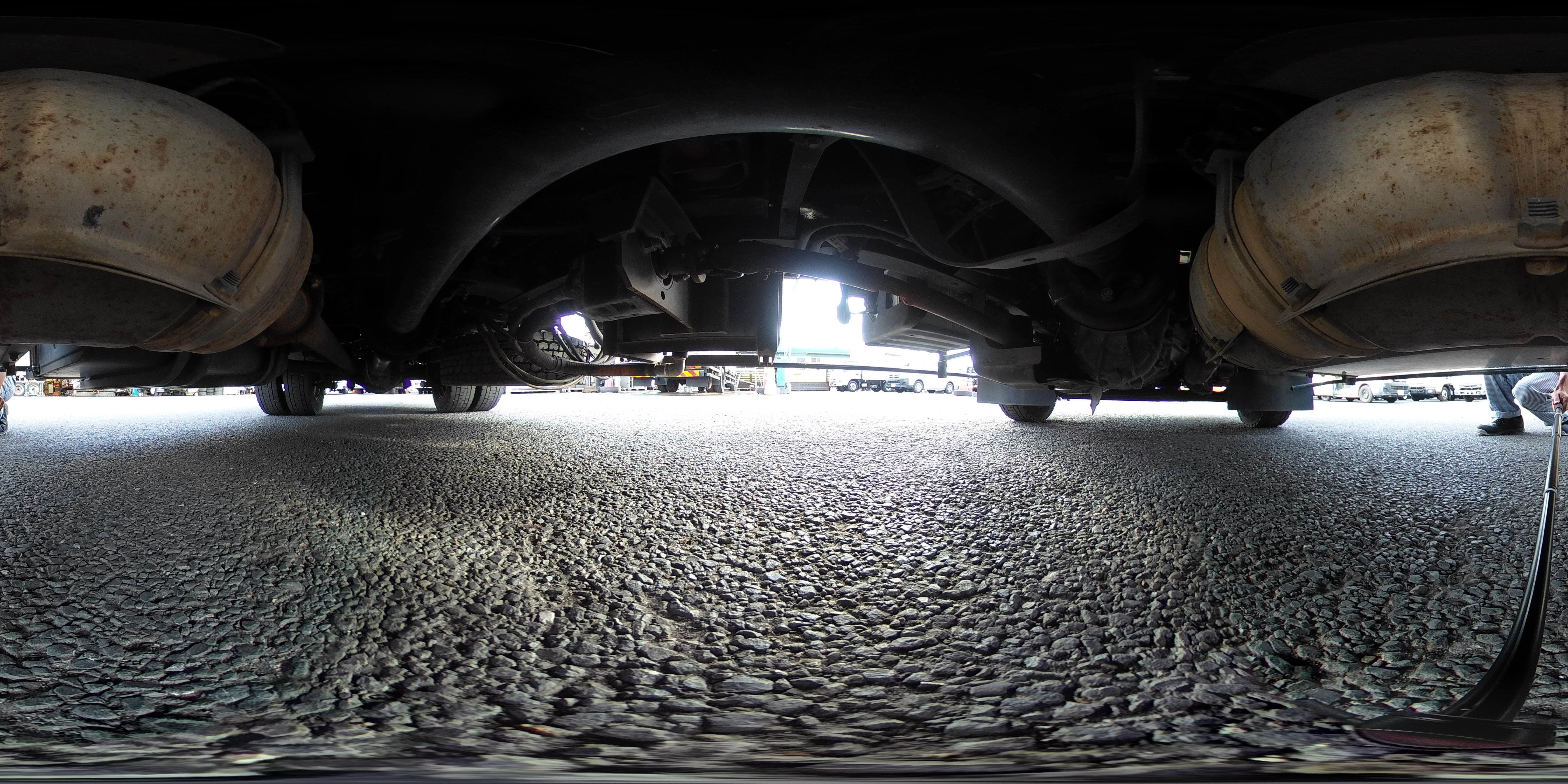 デュトロ　「ワイド超ロング」　セーフティーローダー　一般用　フジタ製　積載３５００ｋｇ　造りボディー　ウインチ　ラジコン　五方開　アルミブロック　アオリ上部プロテクター付き　荷台板張り　床フック　ロープ穴　鳥居Ｊフック　左電格ミラー　坂道発進補助　ＥＴＣ　フォグランプ　６速ＭＴ！0