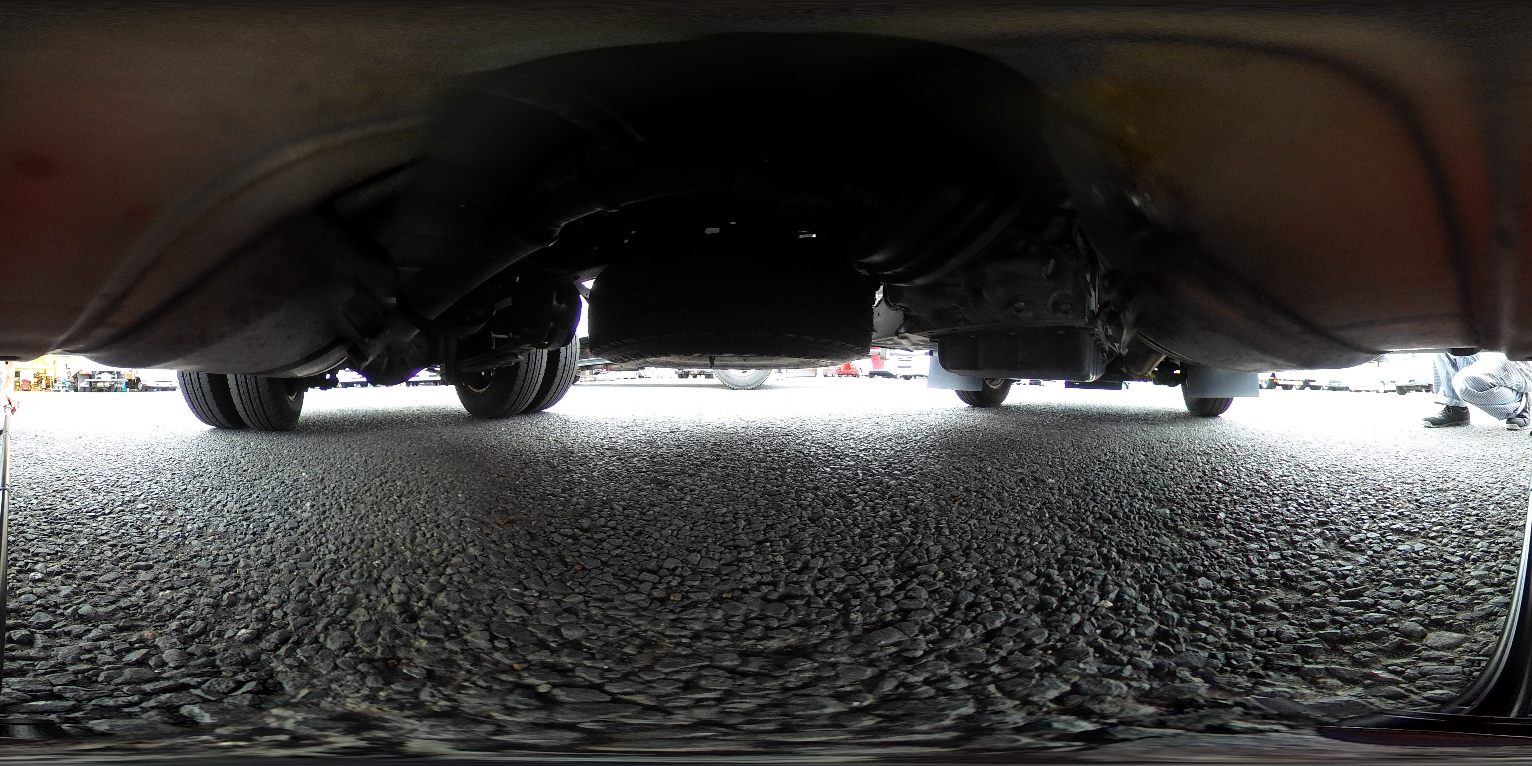 デュトロ　１０尺　アルミバン　積載１８５０ｋｇ　サイドドア　跳ね上げ式　垂直パワーゲート　ラッシング３段　左右電格ミラー　バックカメラ　社外ナビ　ＥＴＣ　フォグランプ　全低床　日本フルハーフ製　ＡＴ車！準中型（５トン限定）免許対応！1