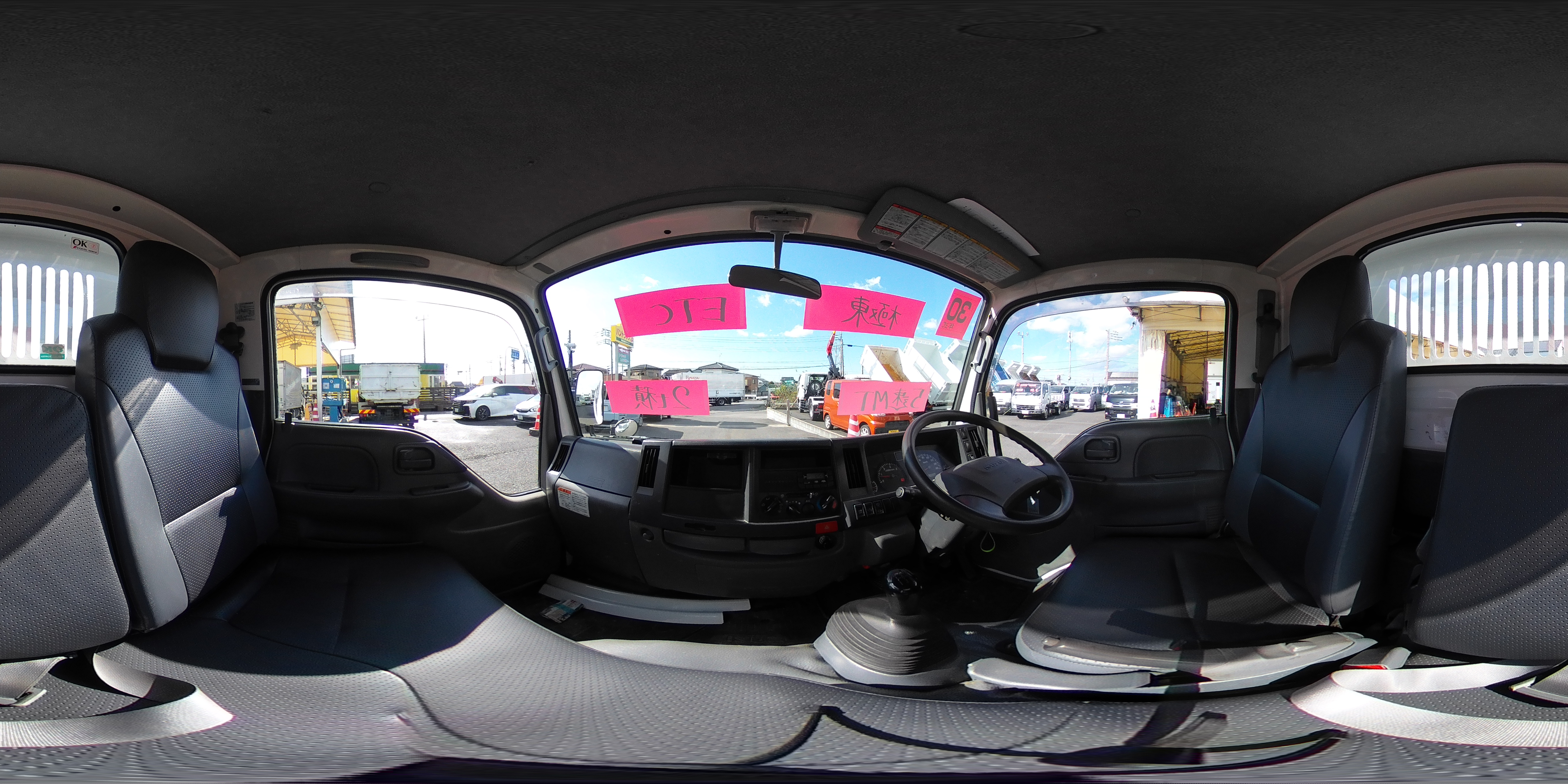 エルフ　強化ダンプ　極東製　積載２０００ｋｇ　三方開　鳥居ツノ出し　ダンプピン　ＥＴＣ　坂道発進補助　フルフラットロー　５速ＭＴ！0