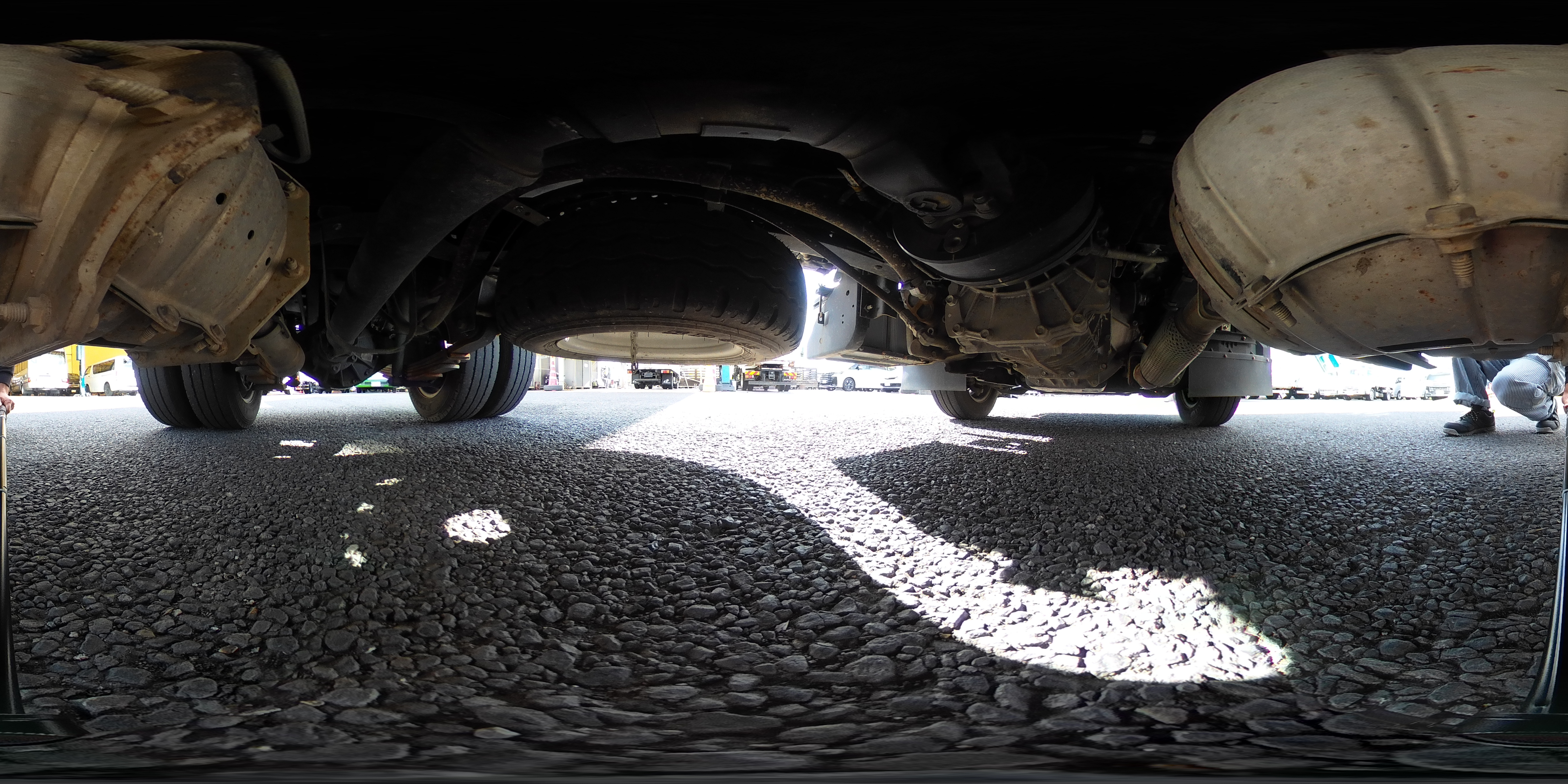 エルフ　強化ダンプ　極東製　積載２０００ｋｇ　三方開　鳥居ツノ出し　ダンプピン　ＥＴＣ　坂道発進補助　フルフラットロー　５速ＭＴ！1