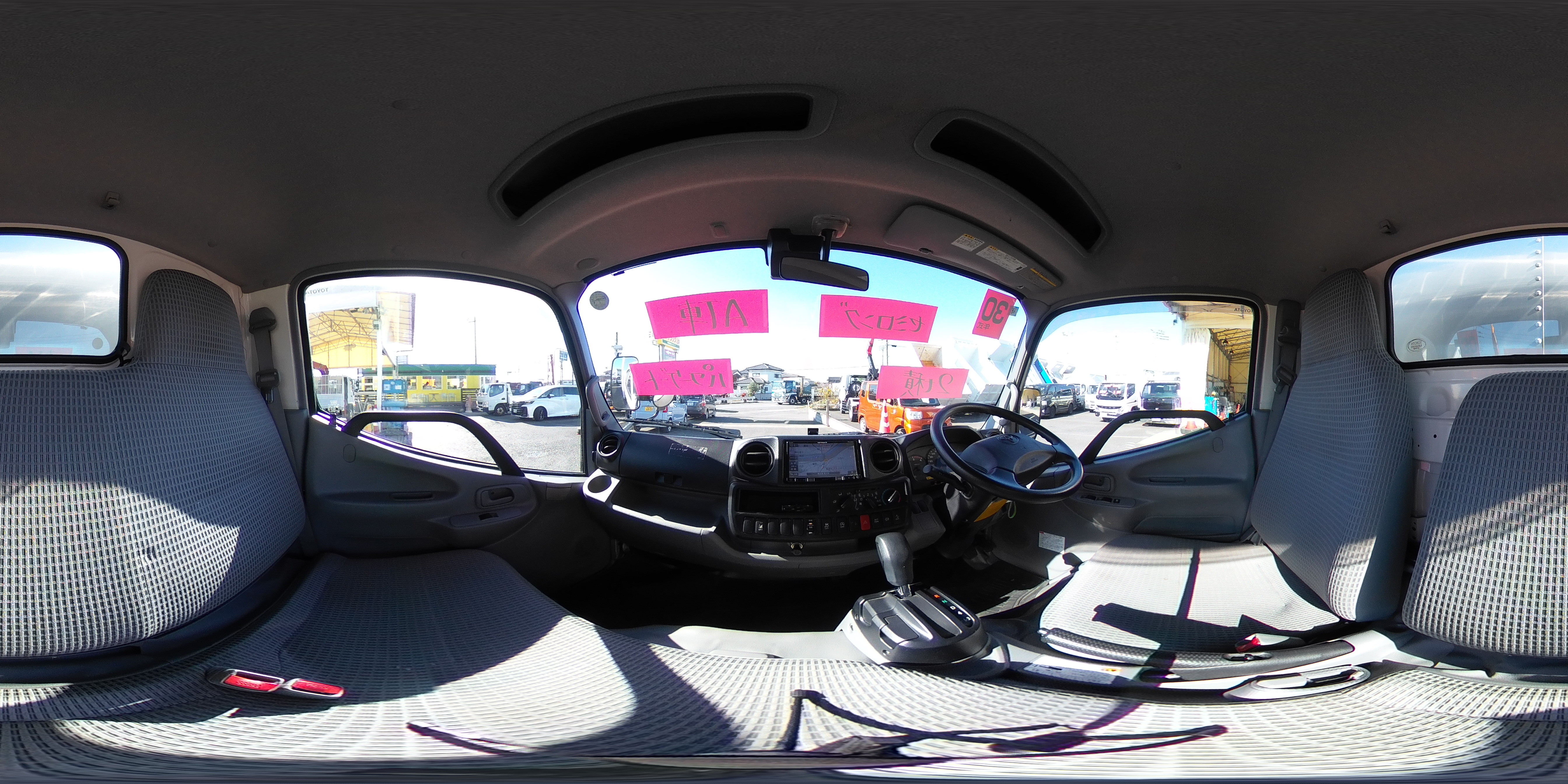 トヨエース　「標準幅　セミロング」　アルミバン　積載２０００ｋｇ　リア観音扉　垂直パワーゲート　バックカメラ　社外ナビ　ワンセグＴＶ　ＥＴＣ　衝突軽減ブレーキ　車線逸脱警報　北村製　ＡＴ車！1