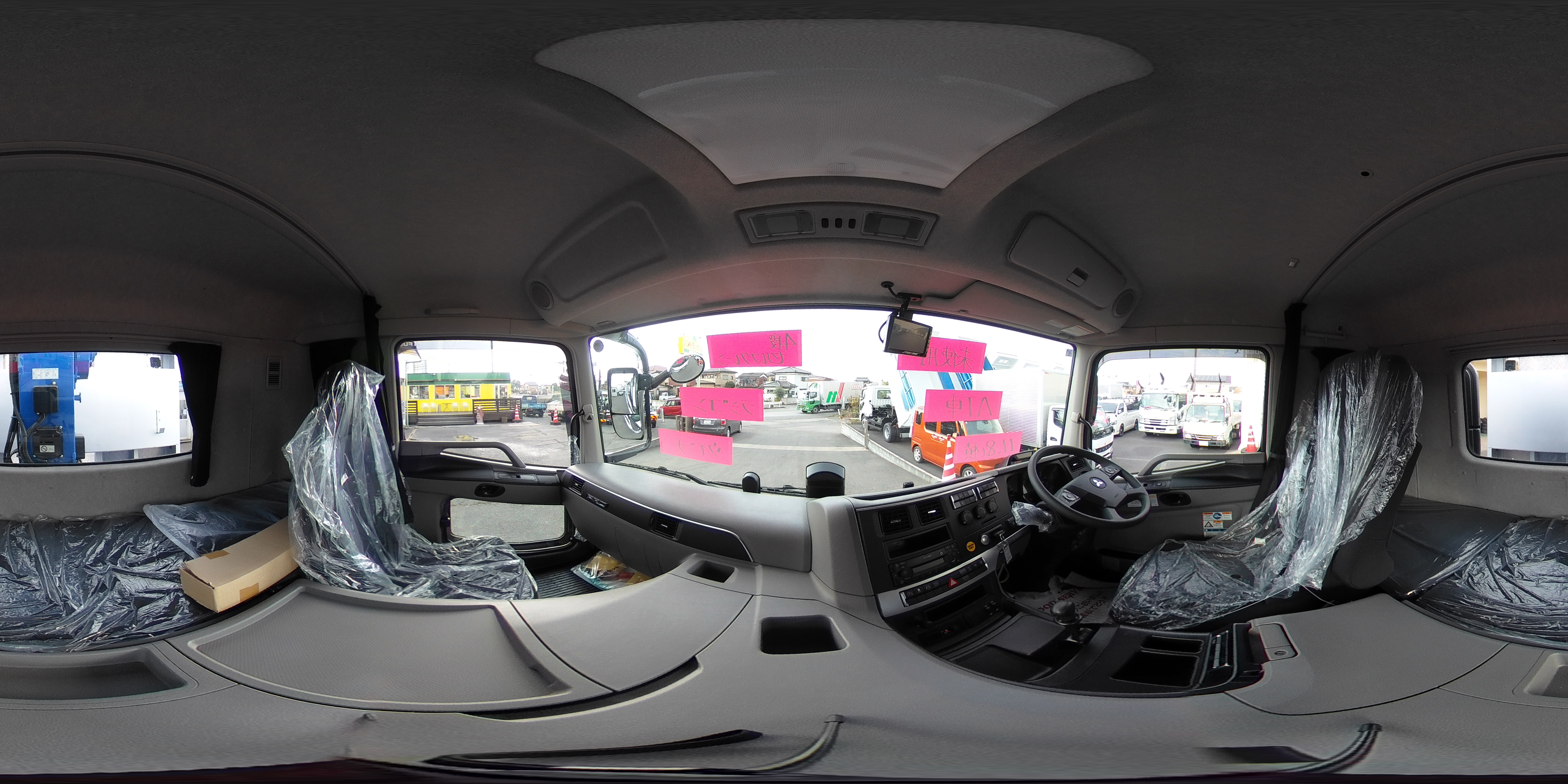 （未使用）　スーパーグレート　大型　４軸　２デフ　リーフサス　「ベッド付き」　４段セルフクレーン　積載１１８００ｋｇ　タダノ製　ラジコン　フックイン　２．９３ｔ吊　ウインチ　いそのボディー製造りボディー　鳥居シマ板張り　床フック１０対　スタンション穴　アユミ板付き　バックカメラ　ＥＴＣ２．０　メッキパーツ　回送仕様　ＡＴ車！総重量２５トン未満！　車検「Ｒ８年１月まで！」0