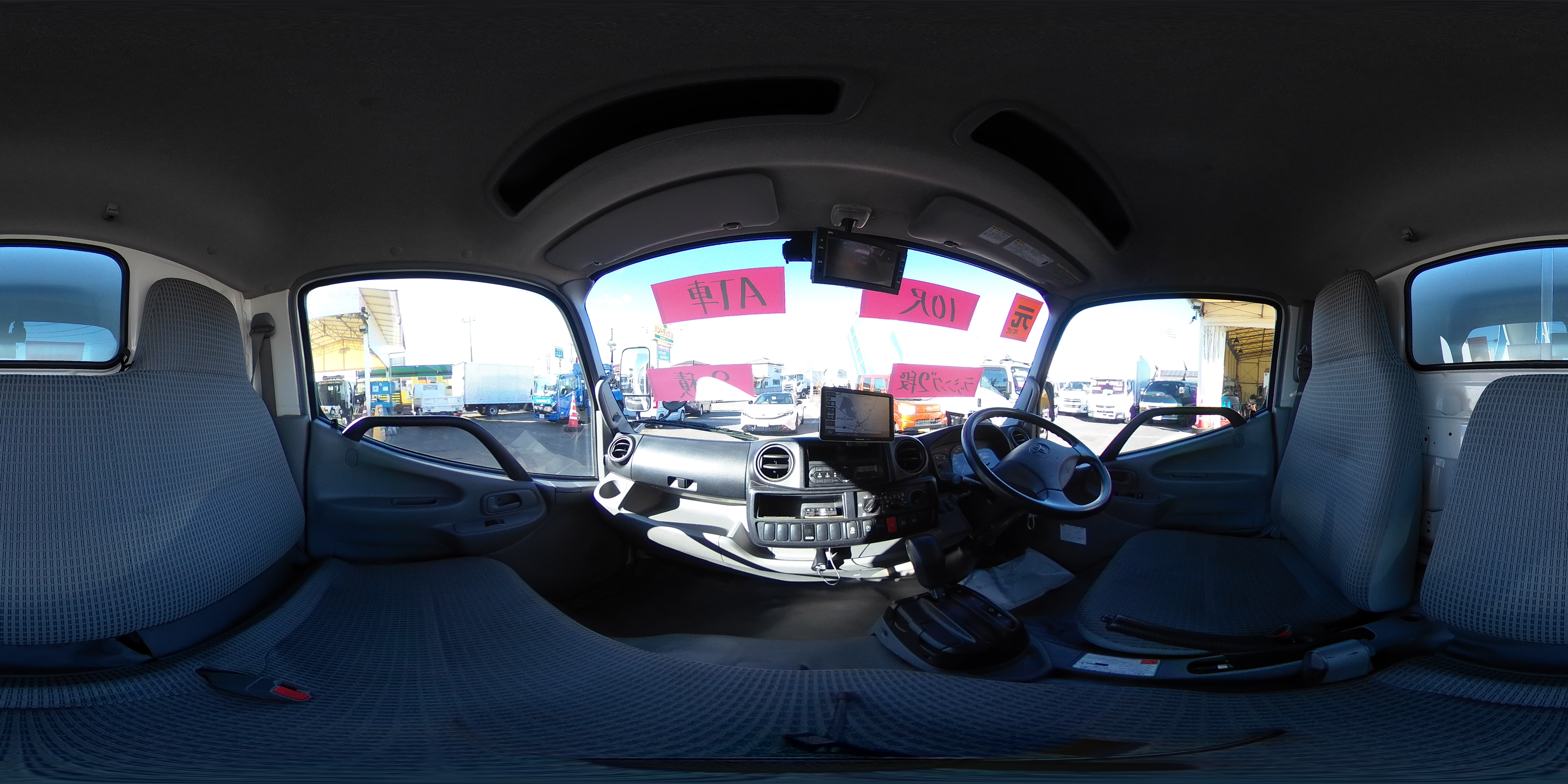 ダイナ　１０尺　アルミバン　積載２０００ｋｇ　サイドドア　ラッシング２段　床フック３対　９０度ストッパー　バックカメラ　ＥＴＣ　左電格ミラー　トヨタ車体製　ＡＴ車！0