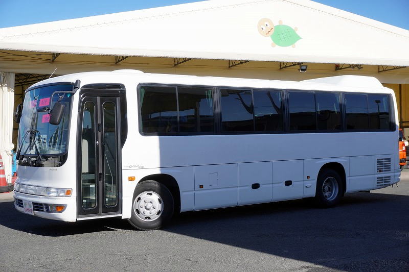 いすゞ　ガーラミオ　送迎バス　２９人乗り　１ドア　折り戸式自動ドア　総輪エアサス　オートエアコン　換気扇　モケットシート　リクライニング機能　荷室スペース　ルームラック　小型トランク　マイク　バックカメラ　社外ナビ　ＥＴＣ２．０　ＨＩＤヘッドライト　ＡＴ車！　車検「Ｒ８年３月まで！」