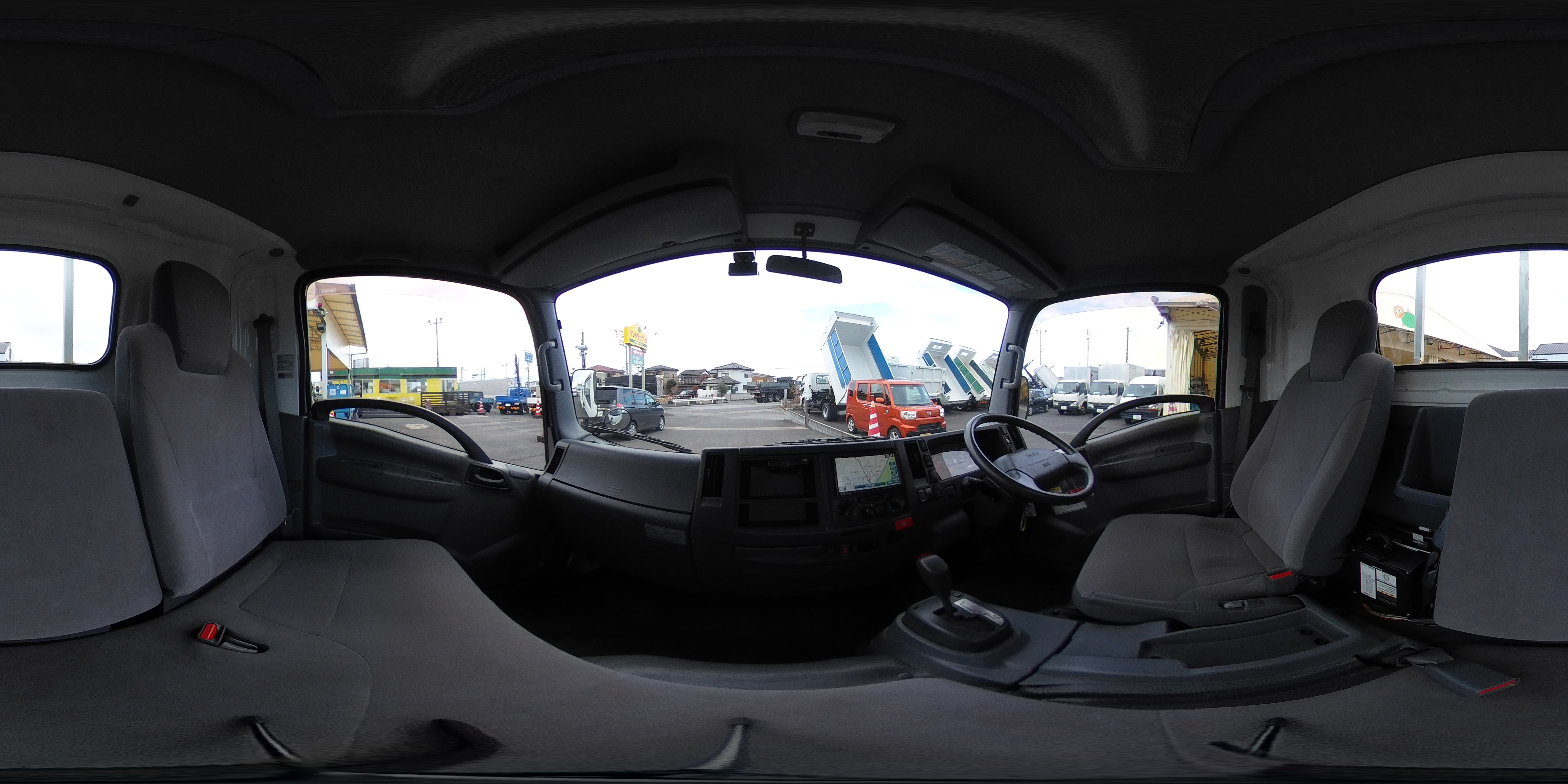 エルフ　「ワイド超ロング」　セーフティーローダー　一般用　花見台製　積載３２５０ｋｇ　三方開　ウインチ　ラジコン　油圧リアゲート　床フック４対　鳥居下部鉄板張り　社外ナビ　ワンセグＴＶ　ＥＴＣ　フォグランプ　左電格ミラー　ＡＴ車！0