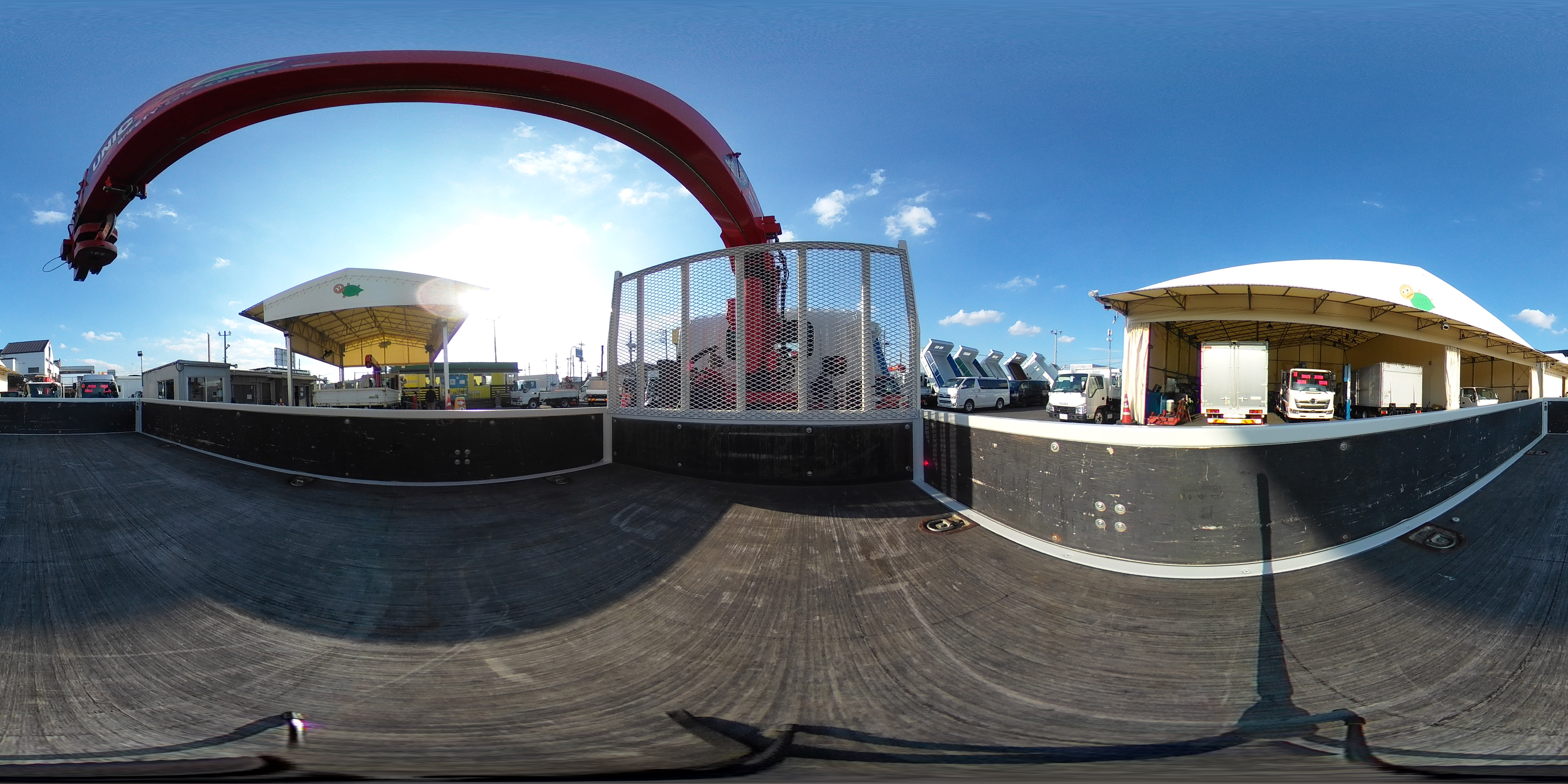 エルフ　「標準幅　ロング」　４段クレーン　積載２０００ｋｇ　古河ユニック製　ラジコン　フックイン　２．９３ｔ吊　セイコーラック　床フック３対　鳥居上部金網張り　左電格ミラー　坂道発進補助　ＥＴＣ　フォグランプ　６速ＭＴ！2