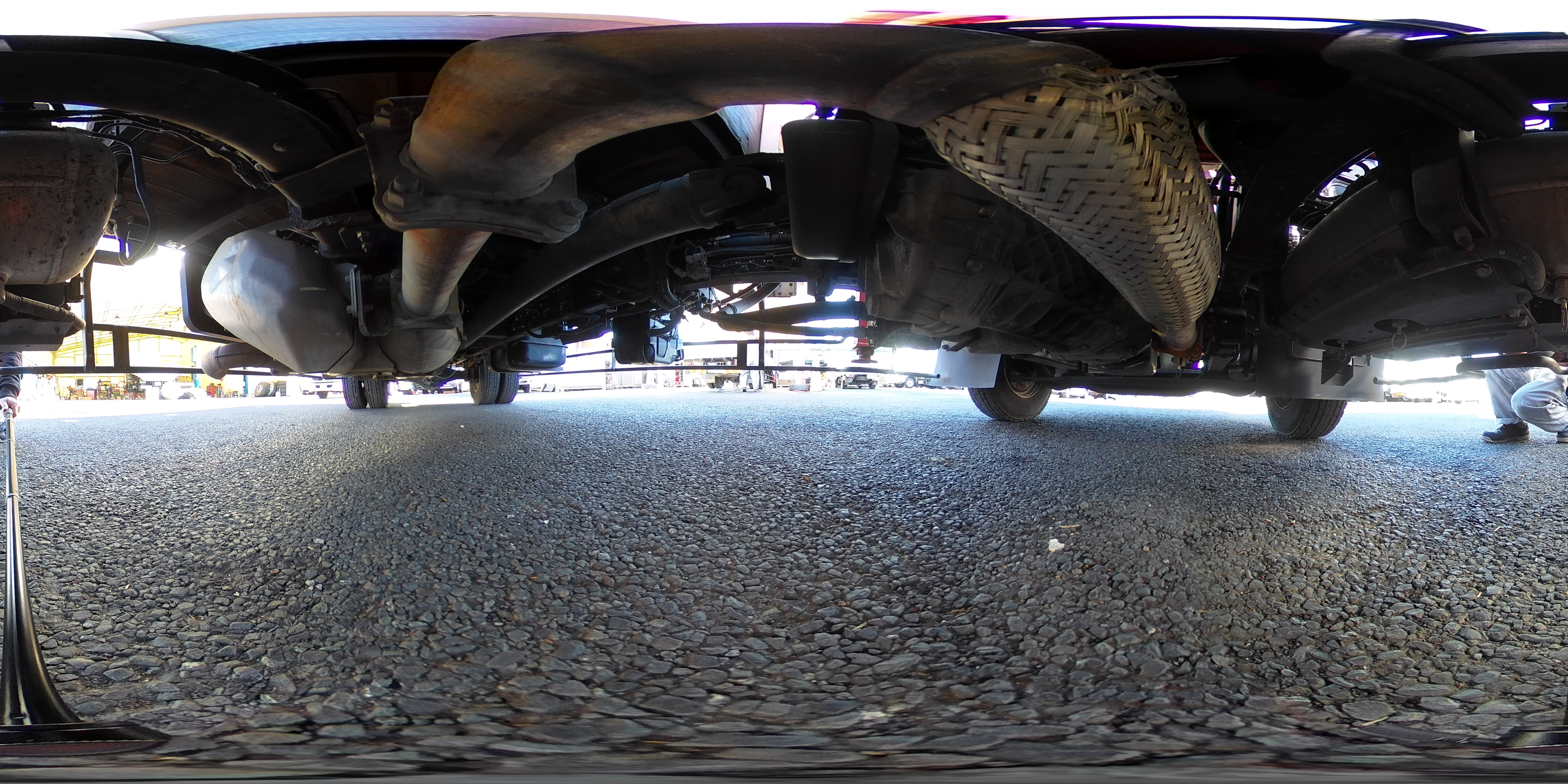 フォワード　４トン　「標準幅　ベッドレス」　４段クレーン　積載２５００ｋｇ　古河ユニック製　５．４ｍ長　ラジコン　フックイン　２．９３ｔ吊　セイコーラック　ロープ穴３対　ＥＴＣ　低走行！ＡＴ車！1