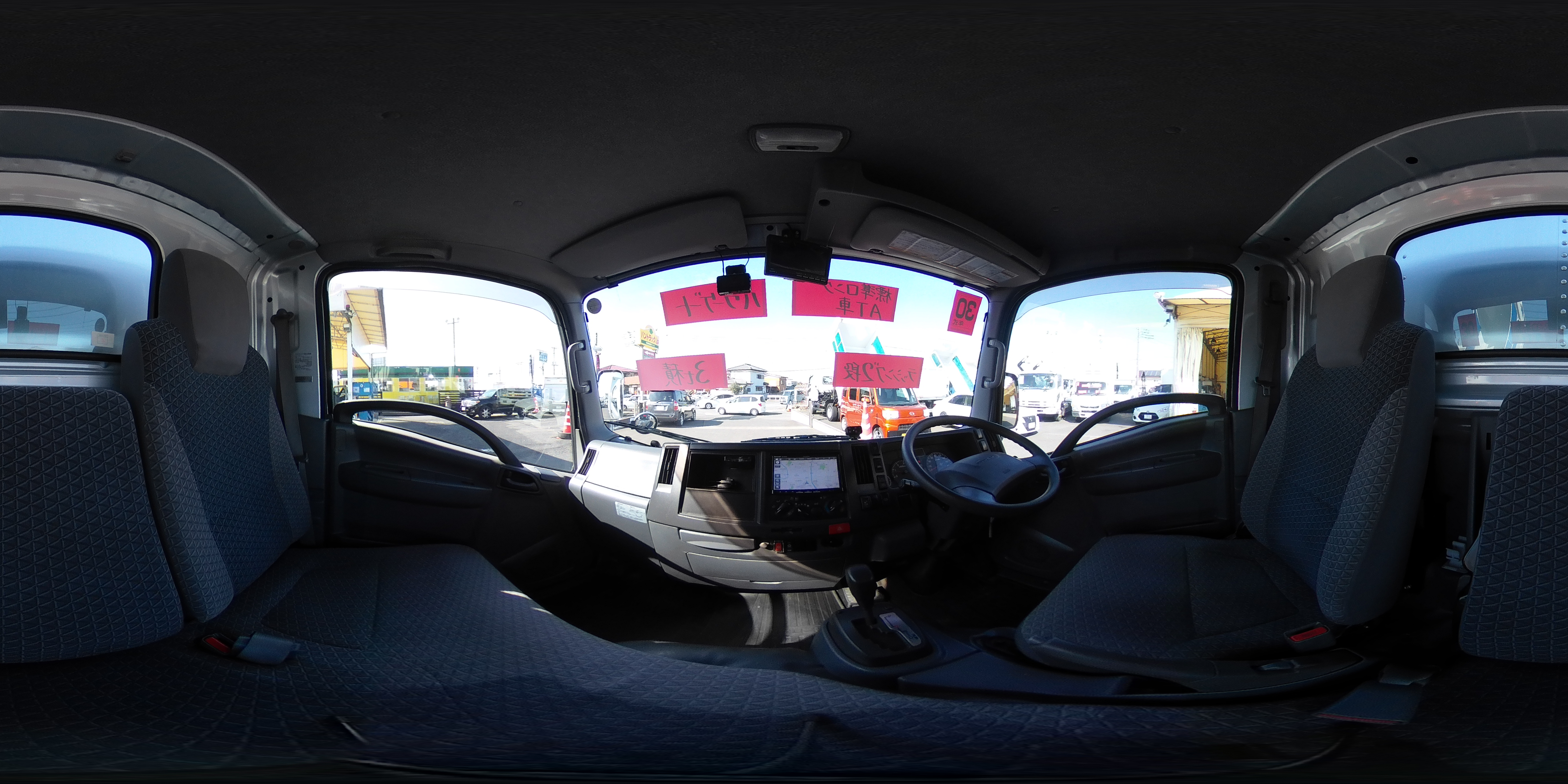 エルフ　「標準幅　ロング」　アルミバン　積載３０００ｋｇ　跳ね上げ式パワーゲート　ラッシング２段　左電格ミラー　バックカメラ　ＥＴＣ２．０　社外ナビ　フォグランプ　メッキパーツ　日本フルハーフ製　ＡＴ車！0