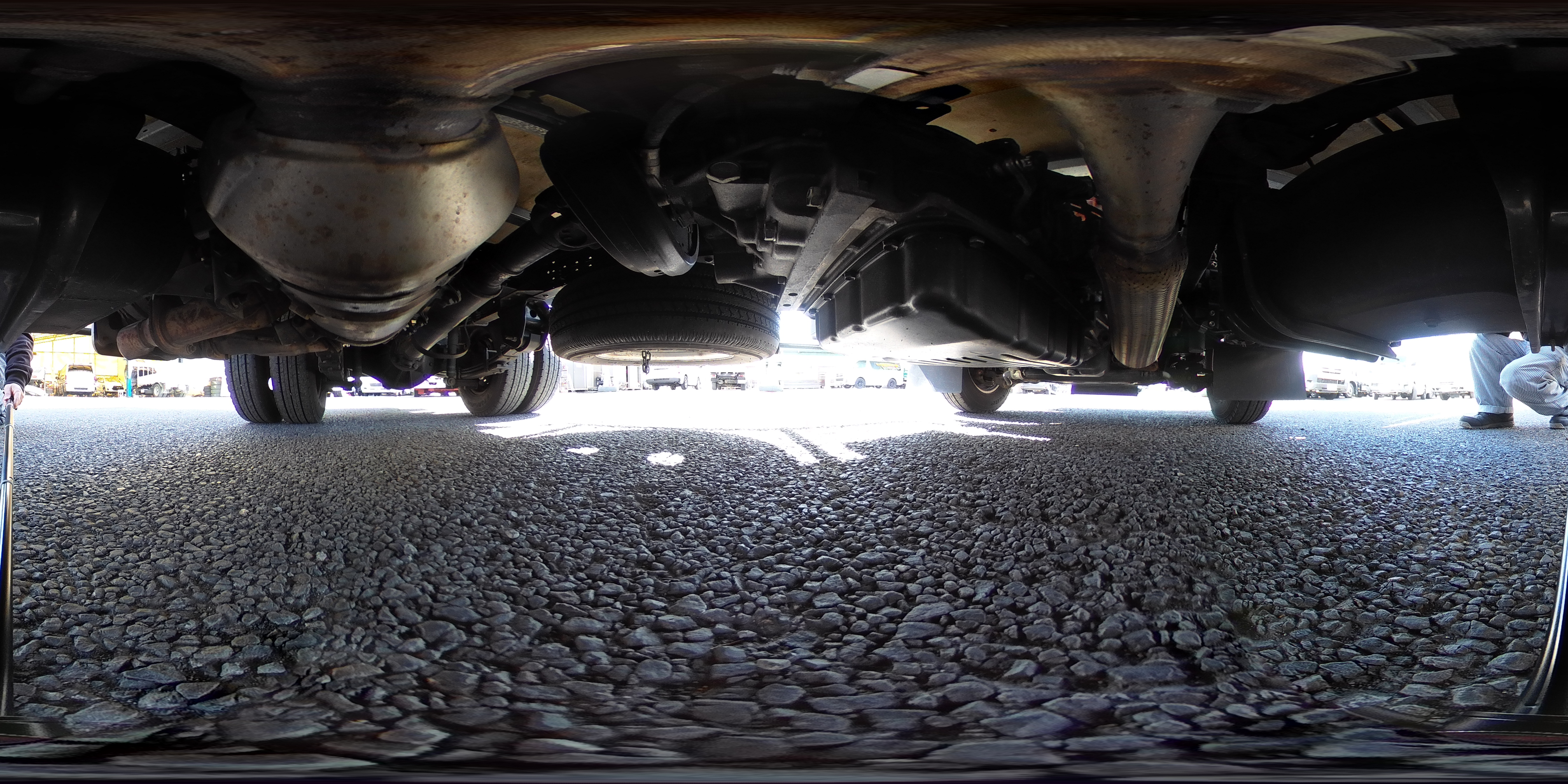 デュトロ　１０尺　アルミバン　積載２０００ｋｇ　ラッシング２段　バックカメラ　社外ナビ　ＥＴＣ　ＬＥＤヘッドライト　電動パーキングブレーキ　クリアランスソナー　全高２．８ｍ以下　９０度ストッパー　パブコ製　ＡＴ車！0