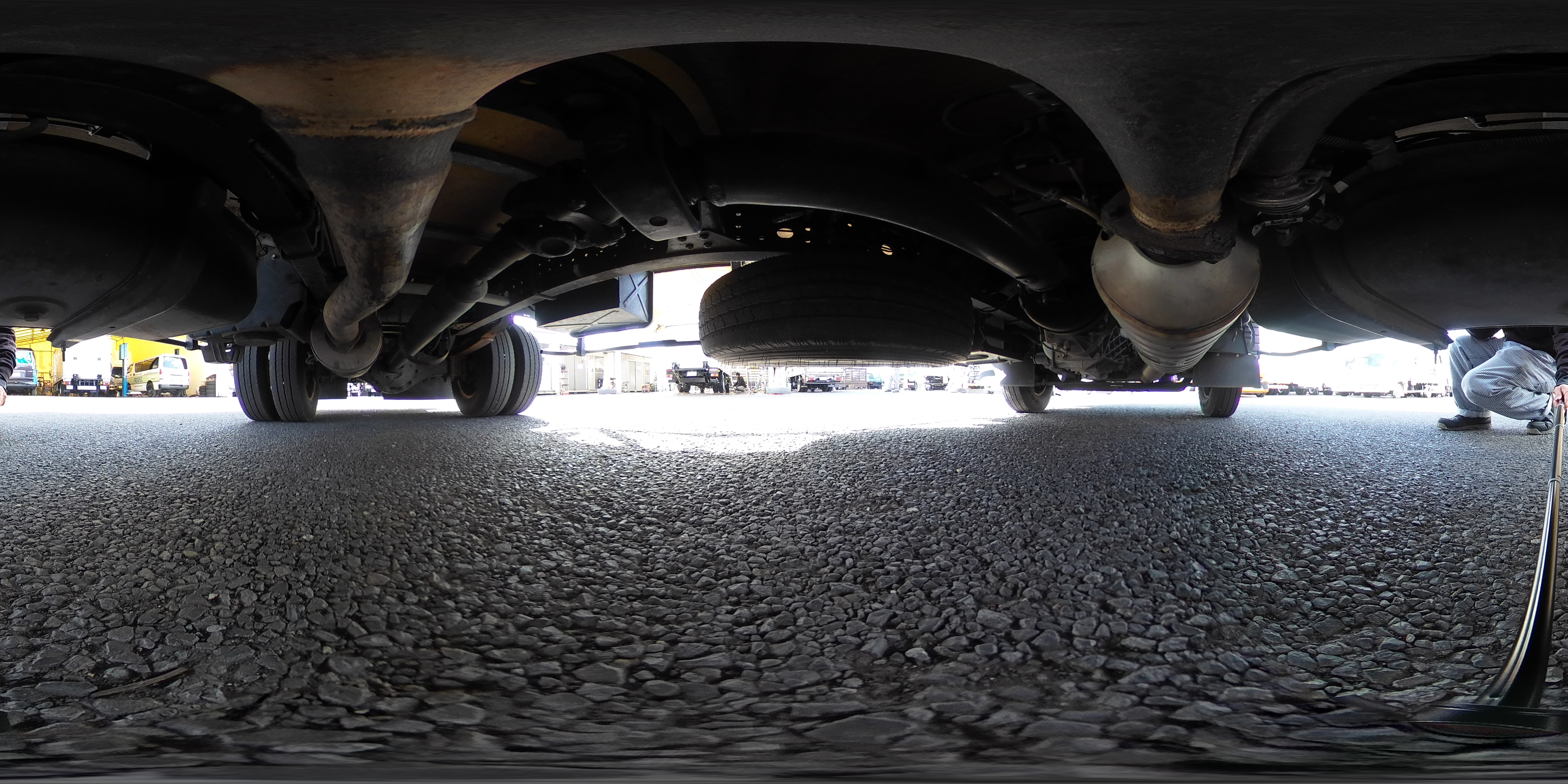 キャンター　「標準幅　ロング」　アルミバン　積載２０００ｋｇ　サイドドア　格納パワーゲート　ラッシング２段　バックカメラ　社外ナビ　ワンセグＴＶ　車線逸脱警報　キーレス　パブコ製　ＡＴ車！1