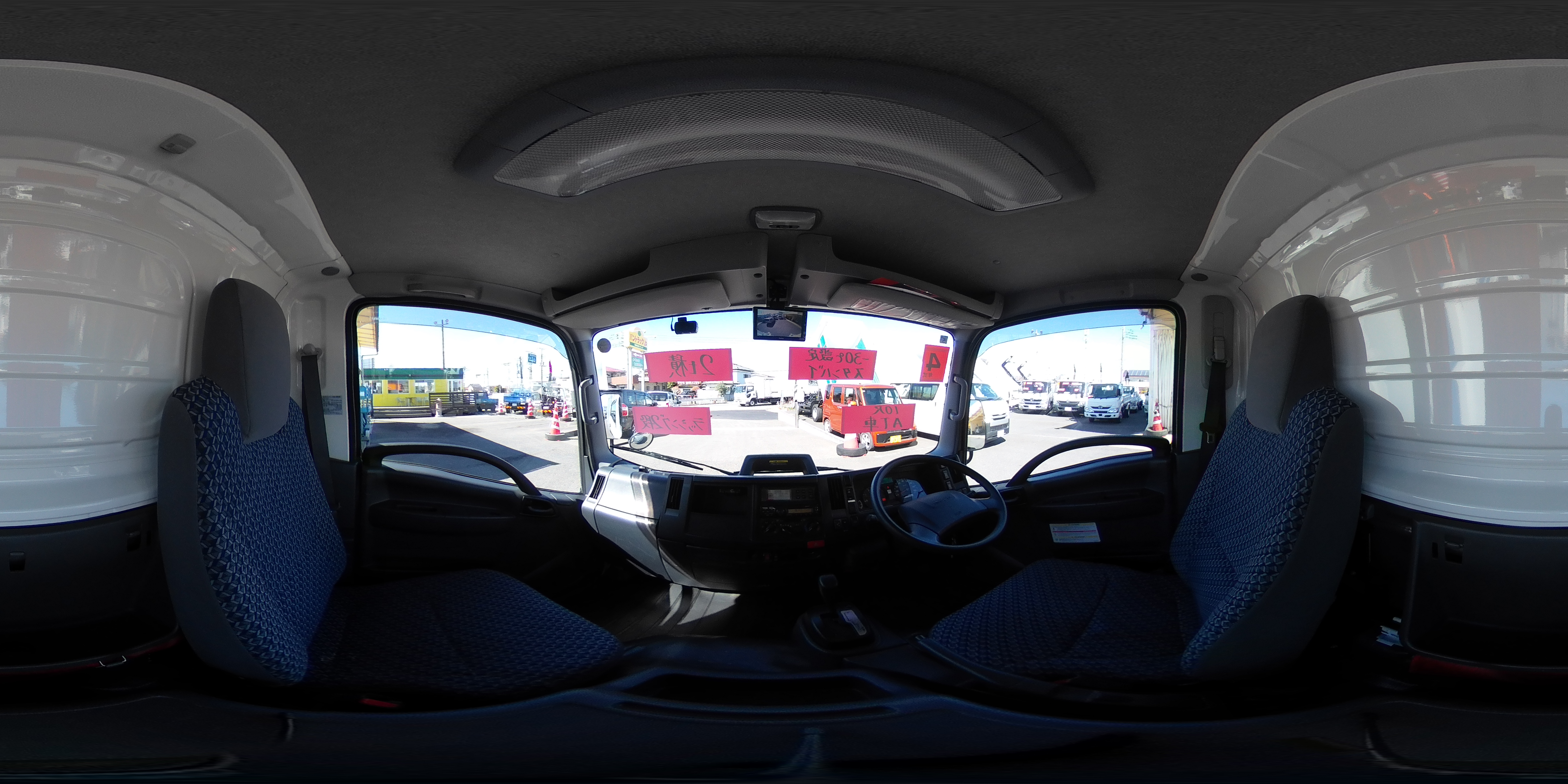 エルフ　１０尺　冷蔵冷凍車　積載２０００ｋｇ　東プレ製　サイドドア　－３０度設定　スタンバイ装置　ラッシング２段　荷台シマ板張り　エアリブ　９０度ストッパー　左電格ミラー　バックカメラ　ＥＴＣ　ＬＥＤヘッドライト＆フォグランプ　衝突軽減ブレーキ　車線逸脱警報　ＡＴ車！1