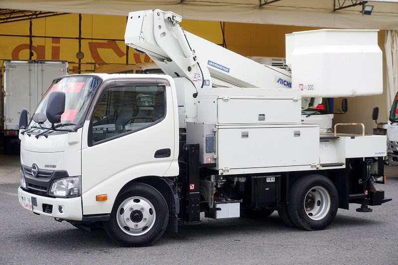 高所作業車 イチバン ホワイト バントラック.jp 在庫 高所作業車