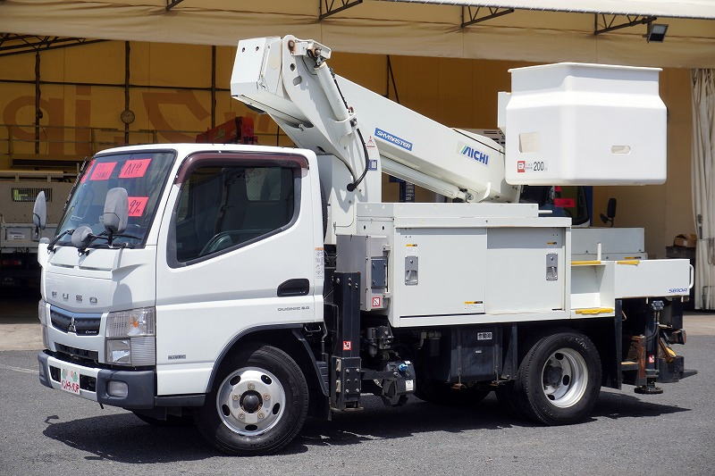 キャンター 高所作業車 アイチ製(SB10A) 最大地上高9.7m FRPバケット バケット積載荷重200kg 積載250kg 工具入れ ジョイスティックタイプ アワーメーター:4540h 左電格ミラー 社外ナビ バックカメラ フォグランプ 通信工事仕様!AT車!フロント画像