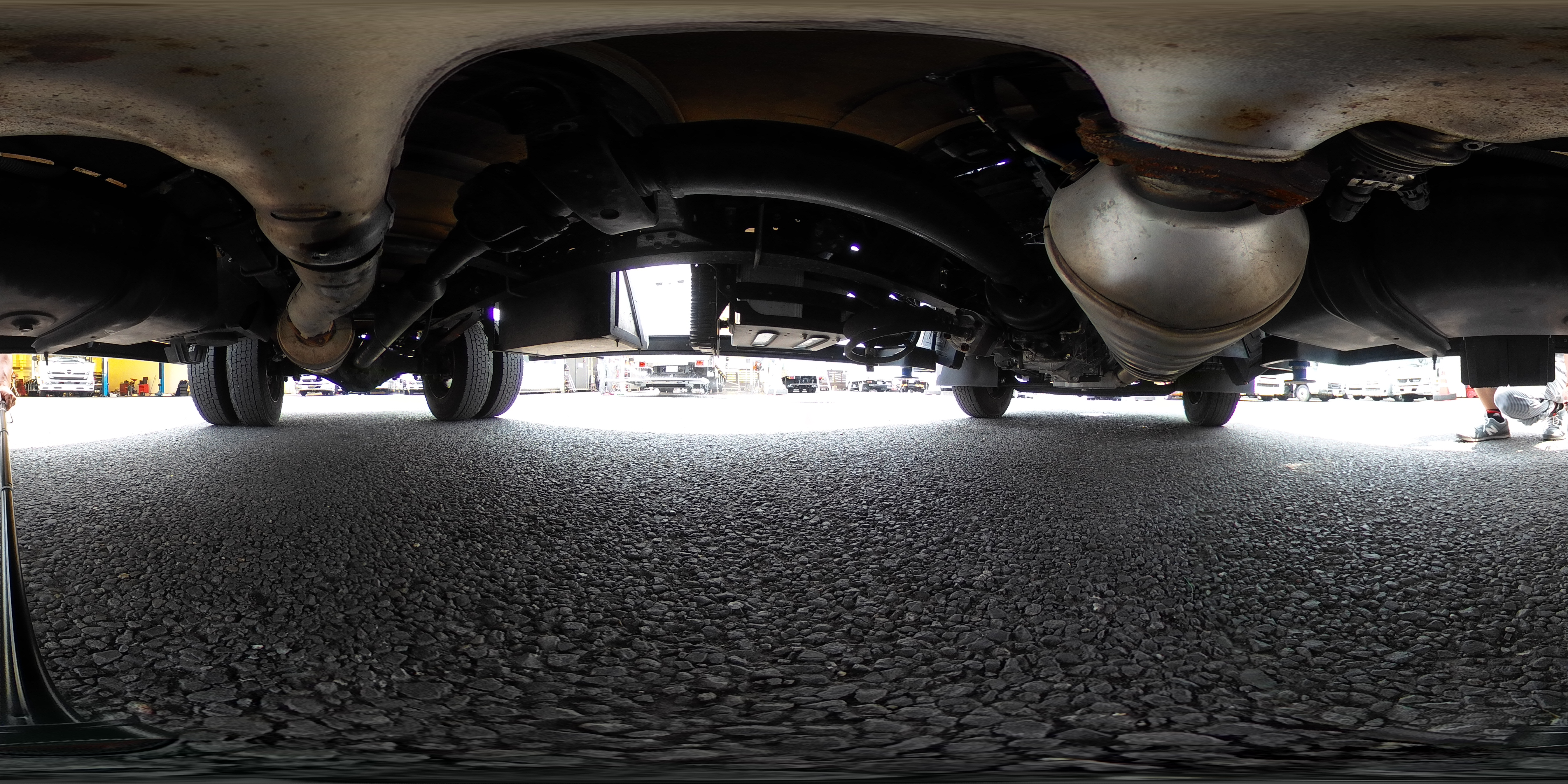 キャンター　「ワイドロング」　４段クレーン　積載２９５０ｋｇ　タダノ製　ラジコン　フックイン　２．９３ｔ吊　鳥居シマ板張り＆左右工具箱　ロープ穴４対　バックカメラ　社外ナビ　ＥＴＣ　左電格ミラー　ＬＥＤヘッドライト＆フォグランプ　スマートキー　衝突軽減ブレーキ　車線逸脱警報　ＡＴ車！0
