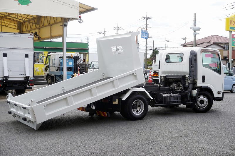エルフ　「ワイド」　強化　ローダーダンプ　新明和製　一方開　積載３８００ｋｇ　ＥＴＣ　ダンプピン　壁面フック３対　ＡＴ車！フロント画像