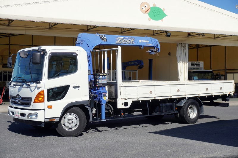 レンジャー　４トン　「標準幅　ベッドレス」　４段クレーン　積載２６５０ｋｇ　タダノ製　５．４ｍ長　ラジコン　フックイン　２．９３ｔ吊　ロープ穴４対　床フック４対　ＥＴＣ２．０　ＡＴ車！