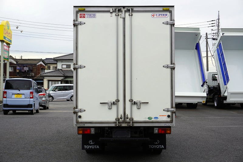 ダイナ　１０尺　パネルバン　積載２０００ｋｇ　トヨタ車体製　サイドドア　ラッシング２段　導風板　バックカメラ　社外ナビ　ＥＴＣ　全低床　ワンオーナー！ＡＴ車！2